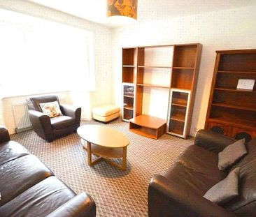 Room in a Shared House, Brook Road, M14 - Photo 1