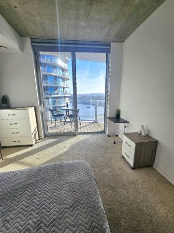 Room in a Shared Flat, Siemens Brothers Way, E16 - Photo 4