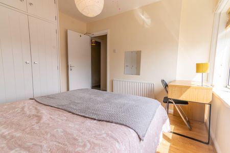 245 Fifth Avenue - Photo 4