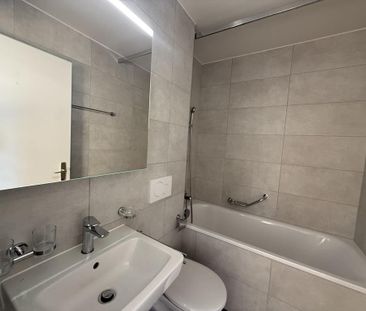 Appartement de 2.5 pièces rénové avec garantie de loyer offerte - Photo 3
