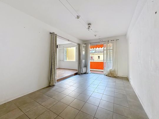 Location Appartement 3 pièces ST LAURENT DU VAR 06700 - Photo 1