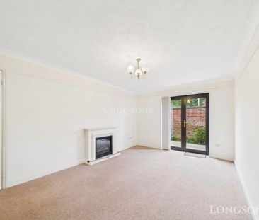 2 bedroom flat to rent - Photo 2