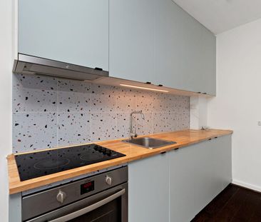 Stylish & Low-Maintenance Rental in Blessington Street! - Photo 6