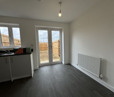 Blumenthal Close, Corby, Weldon - Photo 6