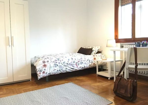 Via Federico Confalonieri, Padova, Veneto 35129