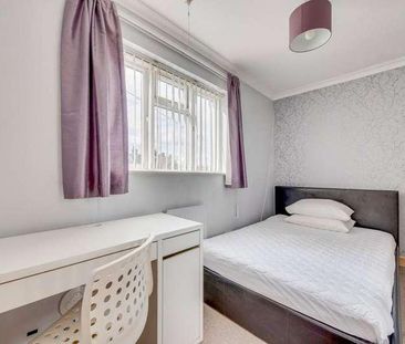 St Martins Hill, Canterbury, CT1 - Photo 4