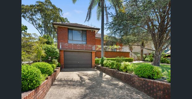 Conveniently Located - Photo 1