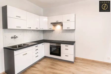 Pronájem bytu 2+kk, Praha 10 – Strašnice, ul. Nad Primaskou - Photo 4