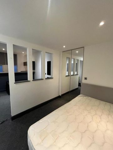 1 bedroom flat to rent - Photo 5