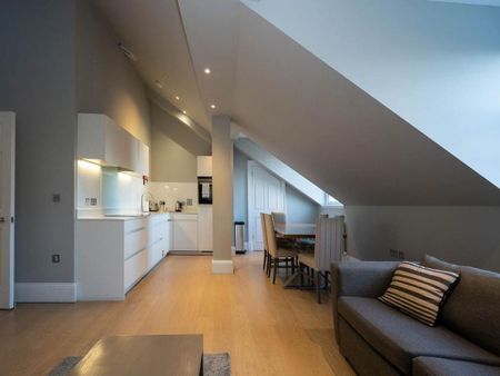 2 bedroom flat to rent - Photo 4