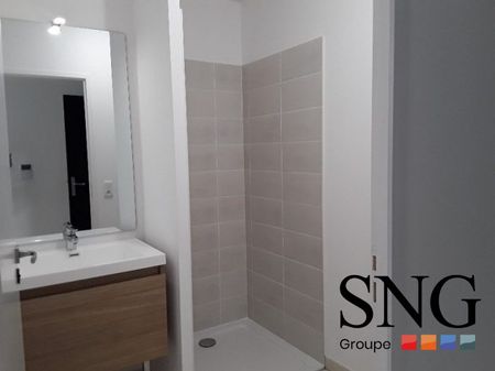 T2 AVEC BALCON ET PARKING - Photo 4