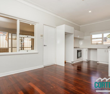 157A Forrest Rd, Hamilton Hill WA 6163 - House For Rent | Domain - Photo 6