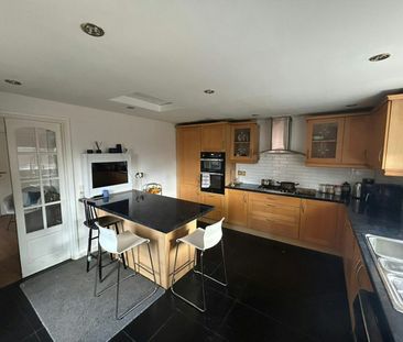 Detached house to rent on - Photo 6