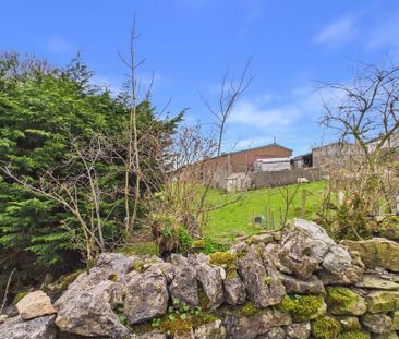 2 bedroom semi-detached house to rent - Photo 1