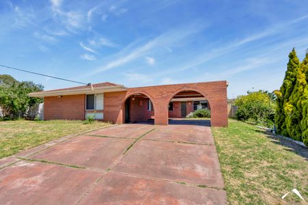 15 Ballot Way, BALCATTA WA 6021 - Photo 2