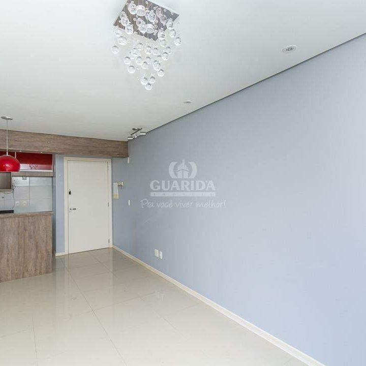 Apartamento de 2 dormitórios, com 1 vaga no bairro Menino Deus - COD: 16411 - Foto 1
