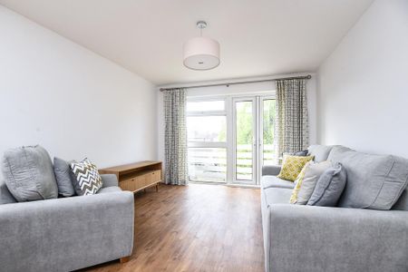 2 bedroom flat to rent - Photo 3