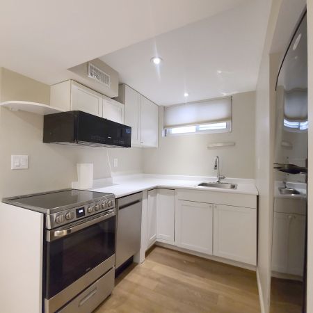 For Lease - 4B Mayfair Avenue Unit# Bsmt, Toronto, Ontario - Photo 5