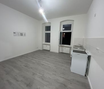 Wohnung mit Wohlfühlcharakter – saniert, moderner Vinylboden, Dusch... - Photo 3