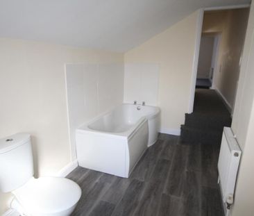 2 bedroom terraced house to rent - Photo 6