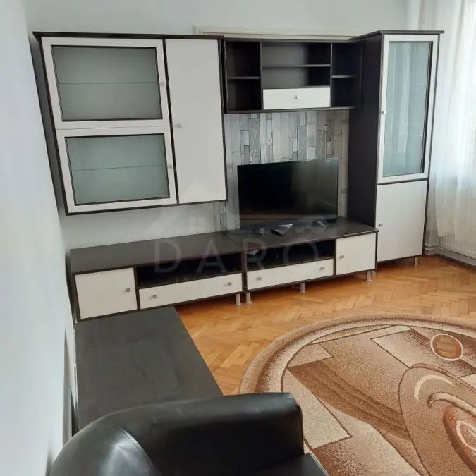 Apartament dat in chirie - Fotografie 1