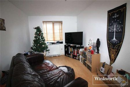 Lion Court, Studio Way, Borehamwood, Hertfordshire, WD6 - Photo 4