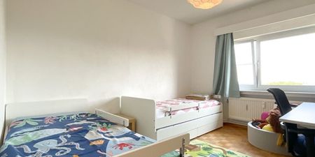 Appartement te huur in Antwerpen voor € 935 met 2 slaapkamers - Photo 2