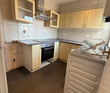 2 Bed Flat, Stockwood Crescent, LU1 - Photo 6