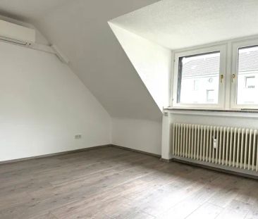 Modernisierte und moderne 3 Zimmer Wohnung mit Garage direkt am Vik... - Photo 3