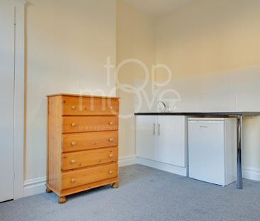 House share to rent - Photo 1