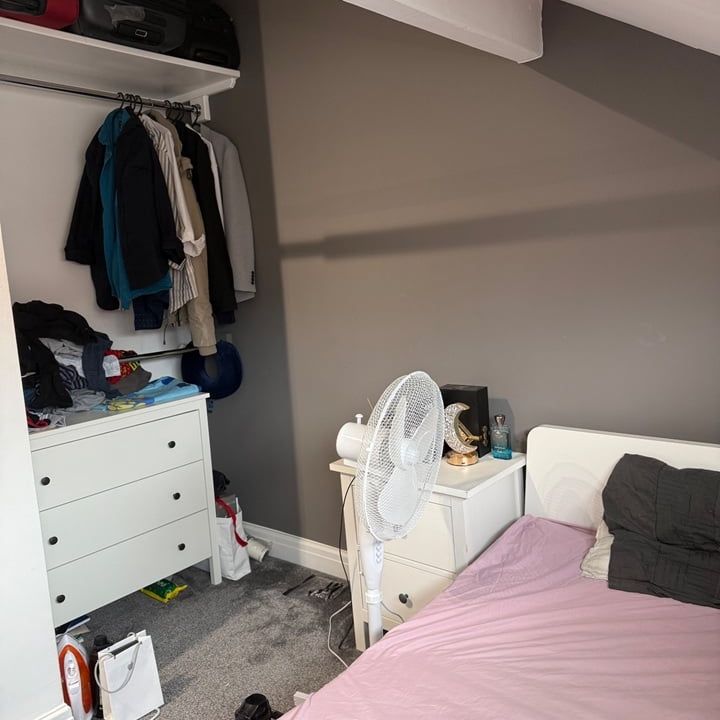 Room in a Shared House, Burley Road, LS4 - Photo 1