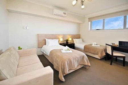 Room 16 (Ensuite) - Photo 5