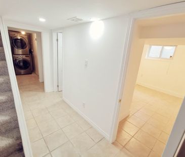 For Lease - 4 Goldwin B2 Avenue, Toronto, Ontario - Photo 5