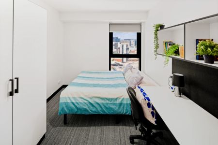 Private Studio Silver - Photo 2