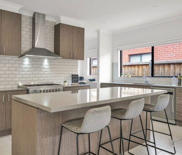 Lovely Family Home in Werribee - Photo 1