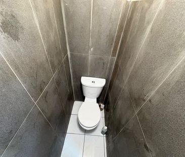 Studio Flat, Mitchell Road, N13 - Photo 5