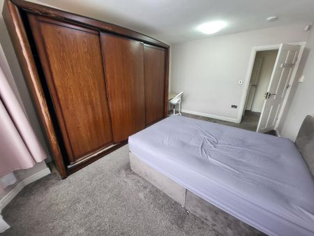 1 bedroom semi-detached house to rent - Photo 4