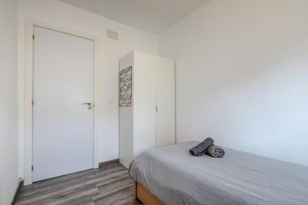 Carrer de Martín Soler Músic, Valencia, Valencian Community 46022 - Photo 5