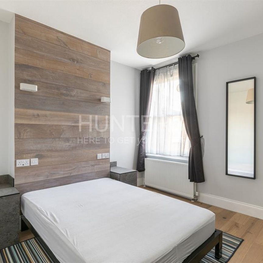 Cedar Road, London, NW2 - Photo 1