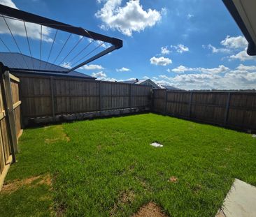 Modern Duplex in Chisholm - Photo 5