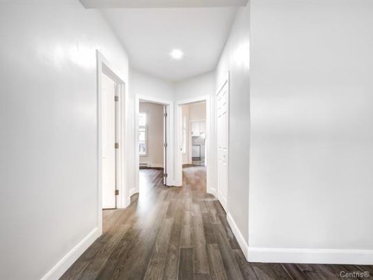 Ville-Marie: Logement de 3 chambres (1200 pc) complètement rénové offert en location semi-meublée. - Photo 1