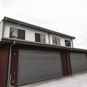 Modern 3 Bed + Study Townhouse For Rent - Photo 3