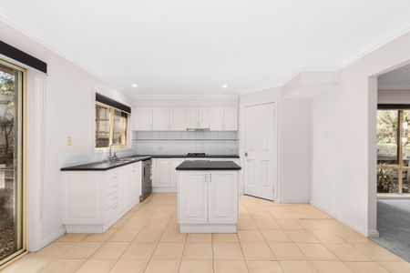 97 Manchester Road, Mooroolbark - Photo 4