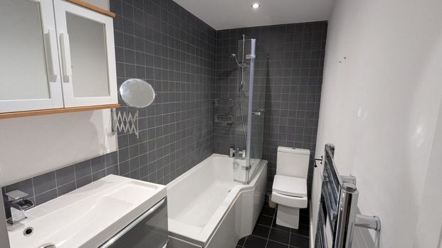 Portway, Ferryside, Carmarthenshire. - Photo 1