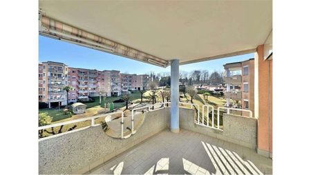 Luminous 2.5 room apartment in Breganzona - Photo 4