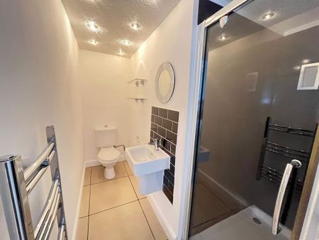 1 bedroom flat to rent - Photo 5