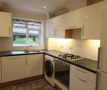 2 bedroom apartment to rent - Photo 2