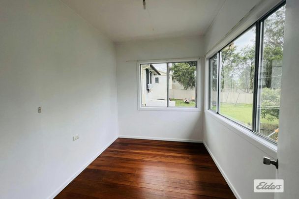 Spacious 5 Bedroom Family Home - Photo 1