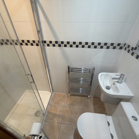 Studio to rent - Photo 3