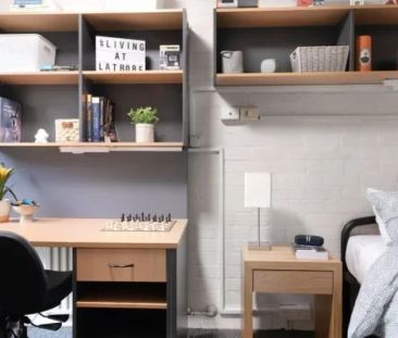 La Trobe University - Menzies College, Melbourne - Photo 3